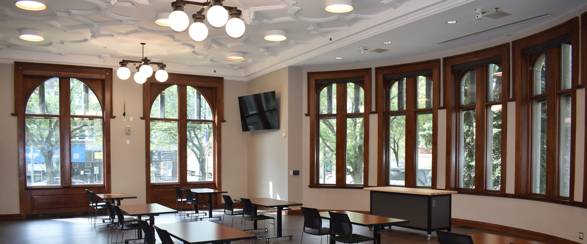 DOES THE LIBRARY PROCTOR EXAMS visual data 5